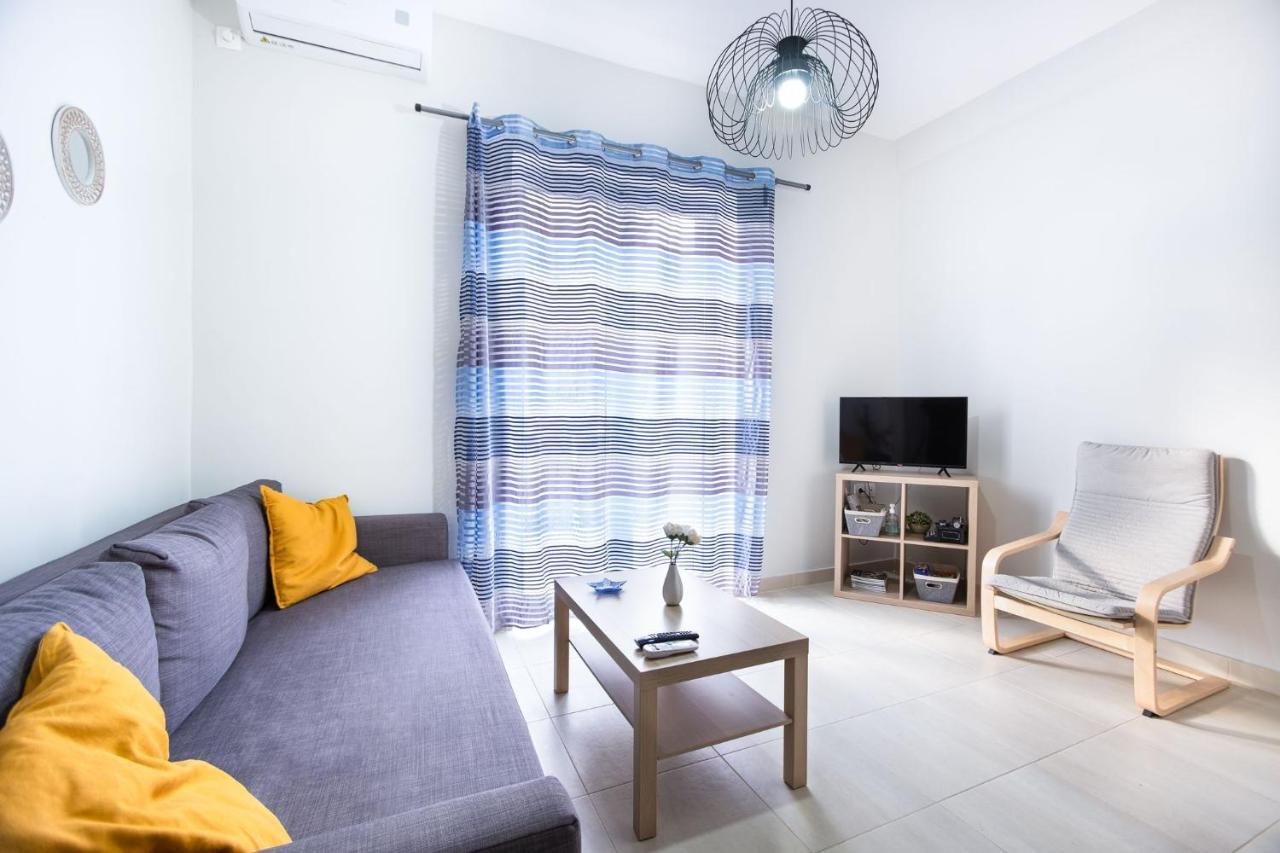Bright Apartment In Pireus Exteriör bild